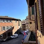 Nel Cuore Del Centro Storico Di * Siena