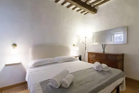 Apartment Nel Cuore Del Centro Storico Di Siena