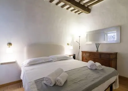 Apartment Nel Cuore Del Centro Storico Di Siena